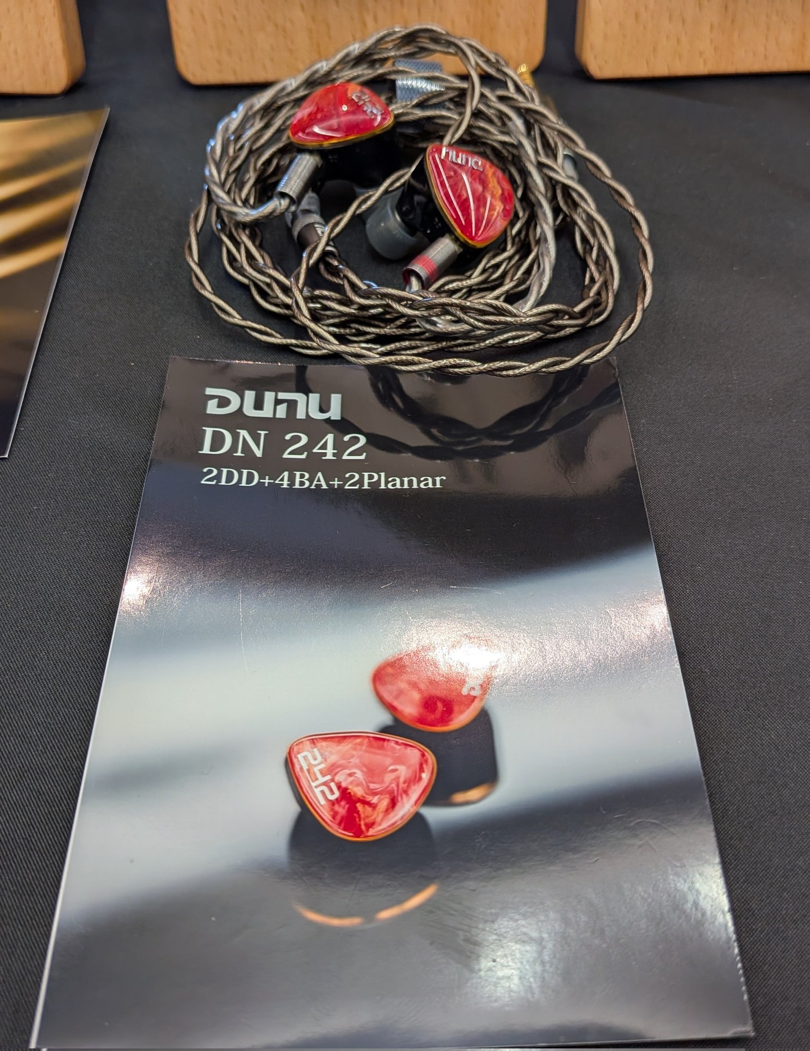Dunu DN-242